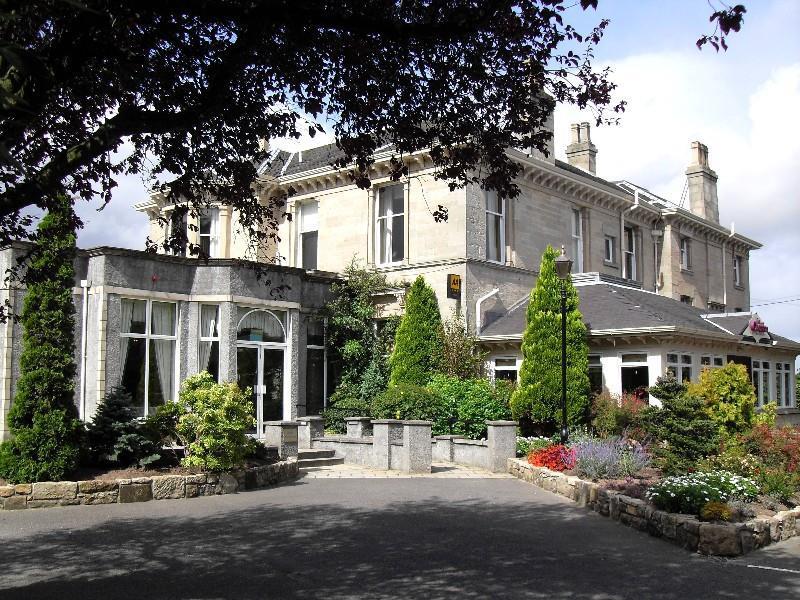 Отель The Grange Manor Грейнджмут Экстерьер фото